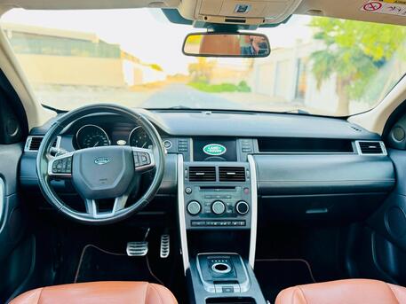 Bhd 3900, Land Rover Discovery, 2015, Automatic, 106000 Km, Zero Accidents - Clean - Full Soption - 7 Seat
