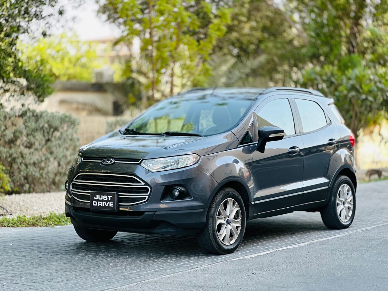 Bhd 2750, Ford Ecosport, 2017, Automatic, 99000 Km, Model Well Maintained Compact Suv Call Or Whatsapp On 35400768,33665080