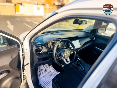 Bhd 100, Nissan Kicks-sv, 2022, Automatic, 61000 Km, Model For Sale