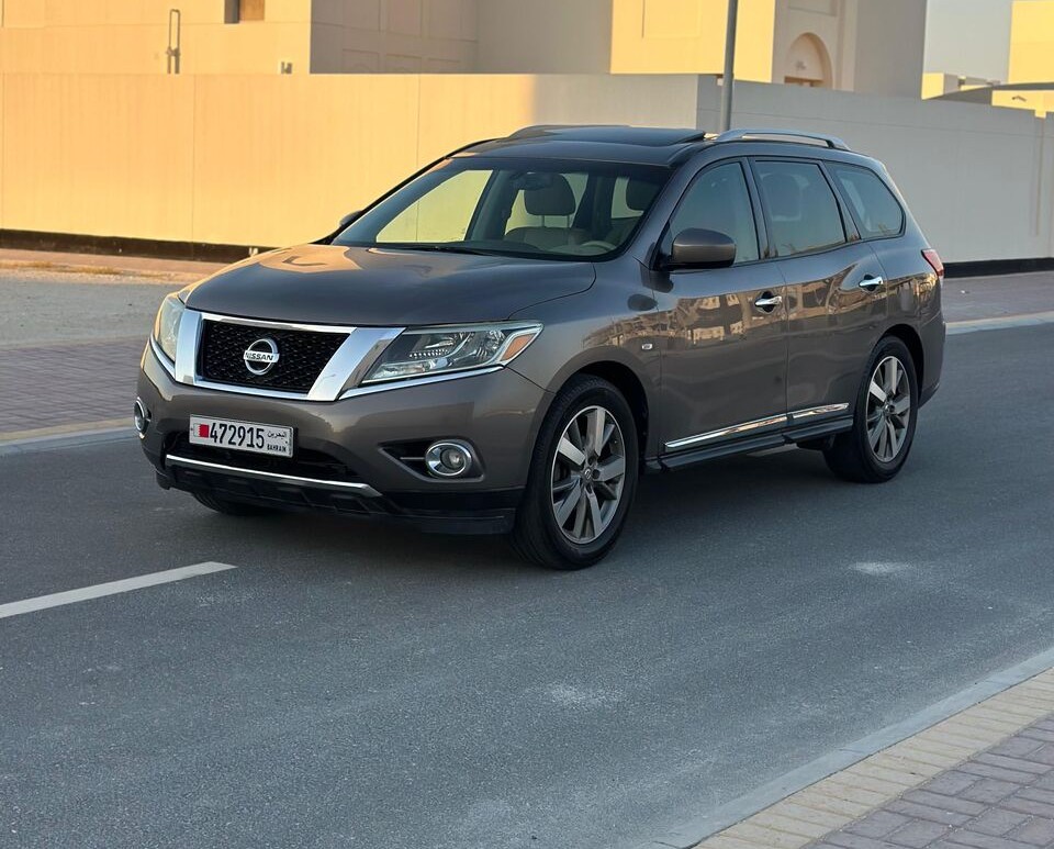 Bhd 2500, Nissan Pathfinder Full Option Panorama, 2014, Automatic, 132000 Km, Neat And Clean Car