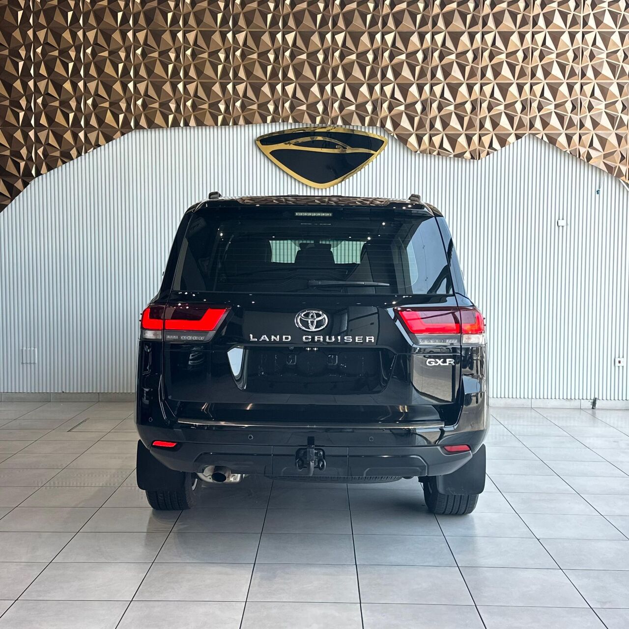 Bhd 21800, Toyota Land Cruiser Gxr V6 4.0 2022 Black, 2022, Automatic, 86000 Km,
